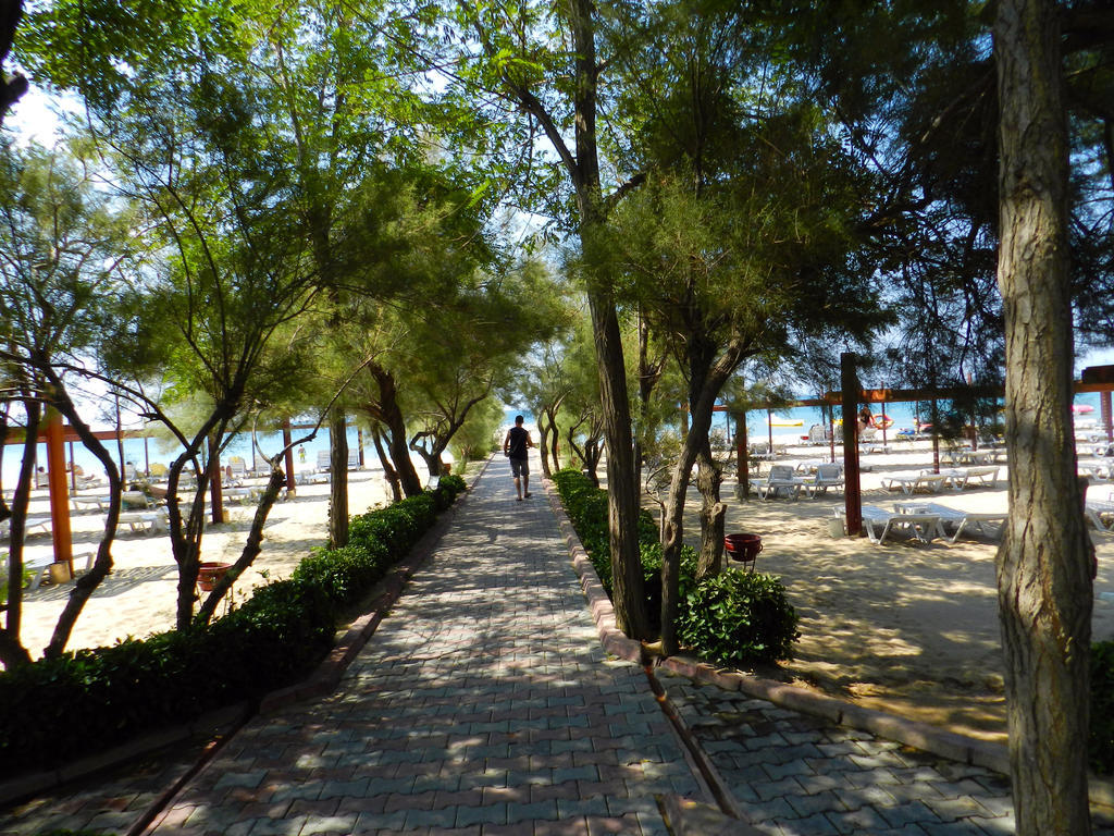 Grand Hotel Temizel Ayvalik Exterior photo